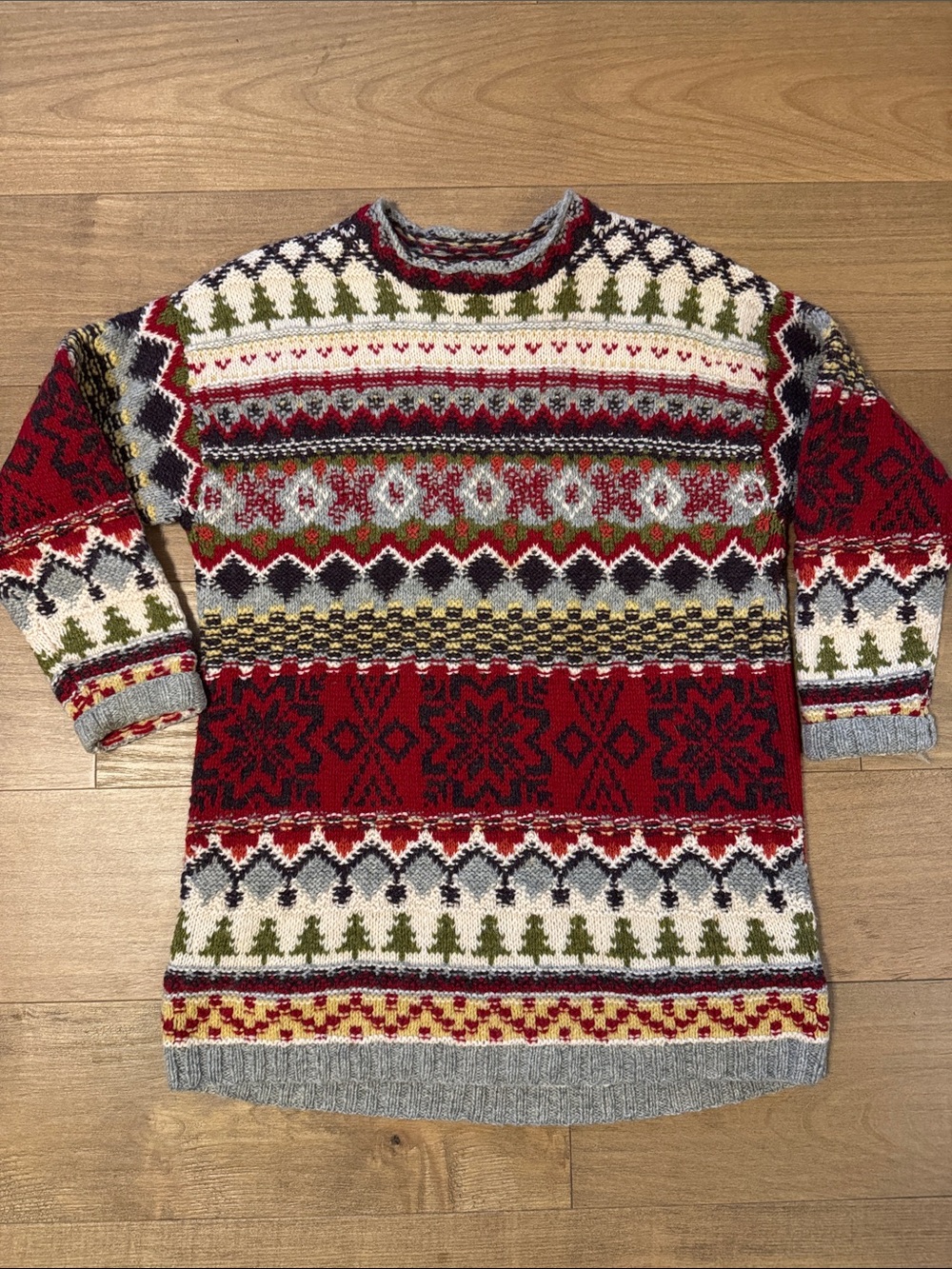 Limited Women's Red Multicolor Fair Isle Christmas Vintage Sweater 100% wool